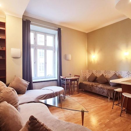 Bright&Comfy Apt -Few Min To Main Square Krakow Bagian luar foto
