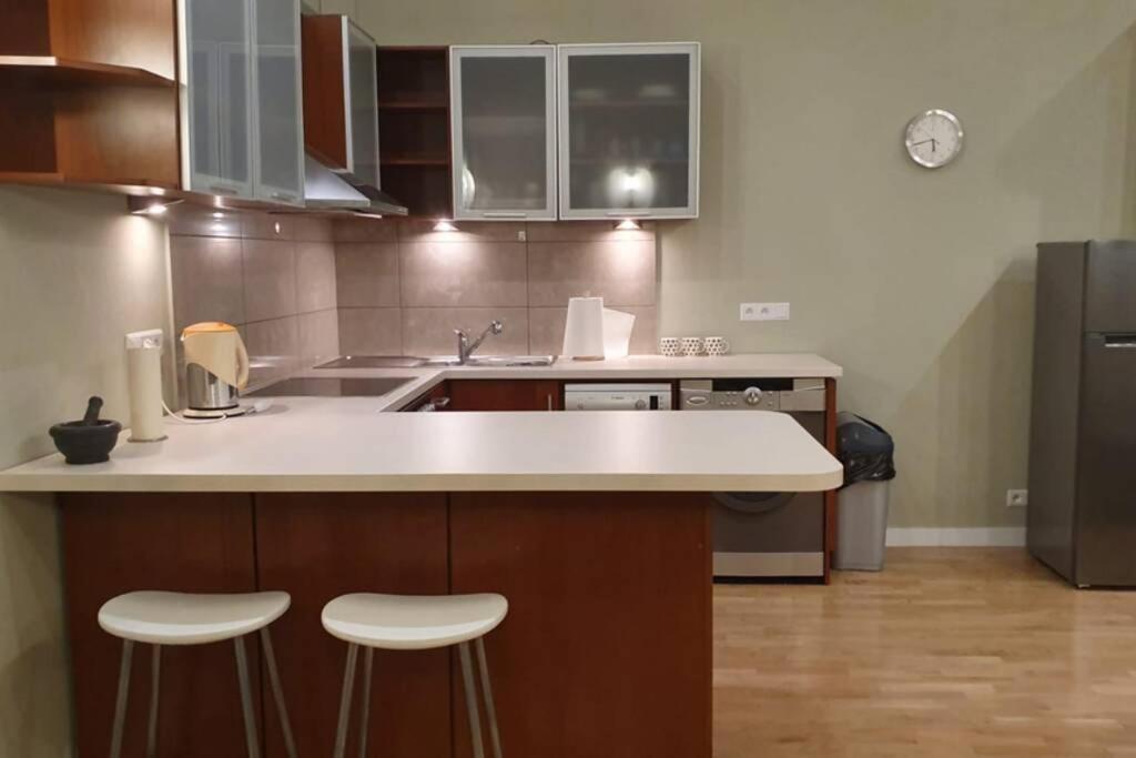 Bright&Comfy Apt -Few Min To Main Square Krakow Bagian luar foto