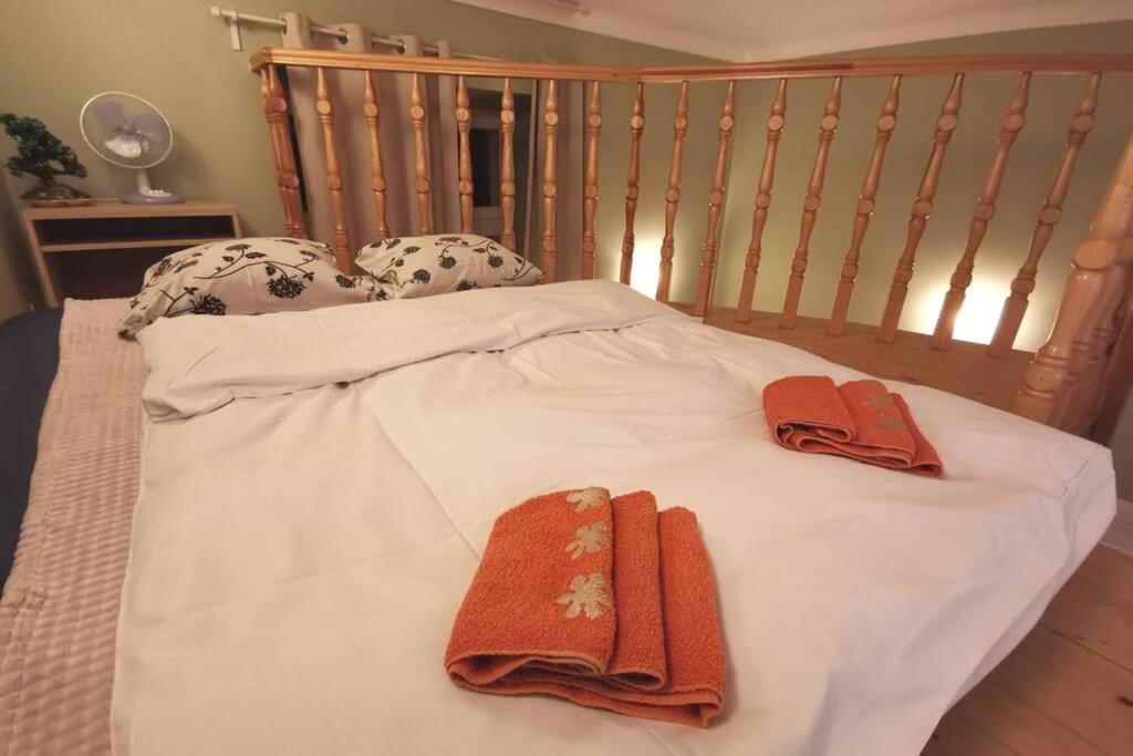 Bright&Comfy Apt -Few Min To Main Square Krakow Bagian luar foto